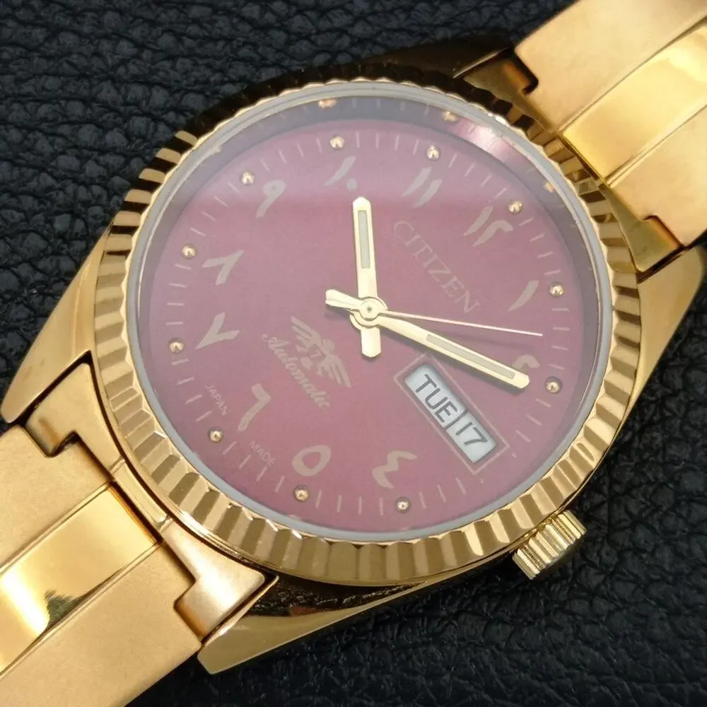 Vintage 1983 Citizen Automatic Mens Gold Watch W/daydate & Red accents
